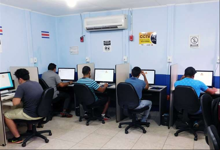Educación Vial valora incluir manejo de la ira en cursos para reacreditar conductores
