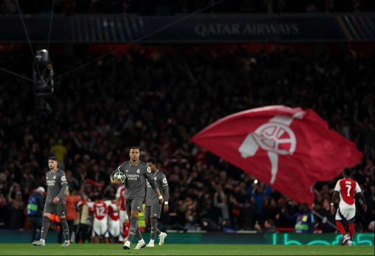 El Arsenal desnuda las miserias del Madrid